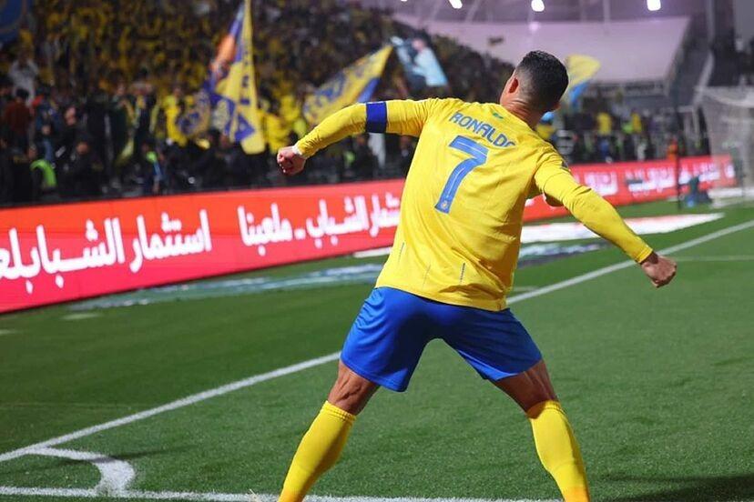 أول رد فعل للاتحاد السعودي على تصرف رونالدو - فيديو