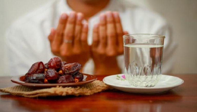 مشاكل صحية شائعة في رمضان.. 6 حلول بسيطة