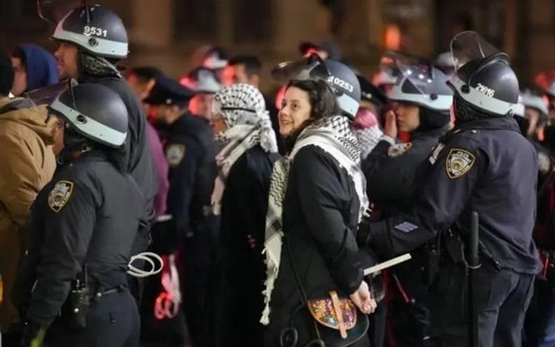 واشنطن بوست: رجال أعمال أميركيون حرضوا لقمع حراك الجامعات