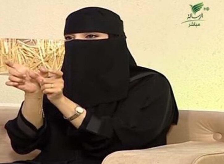 أخصائية سعودية: عقل الرجل لا يتحمل الكلام أكثر من 4 دقائق