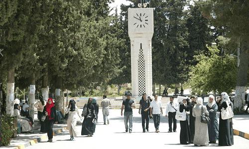 80 ألف طالب سجلوا للمنح والقروض الجامعية