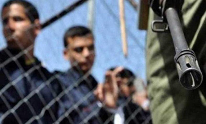 هآرتس: توقعات بالإفراج عن 290 أسيرا فلسطينيا حُكم عليهم بالمؤبد